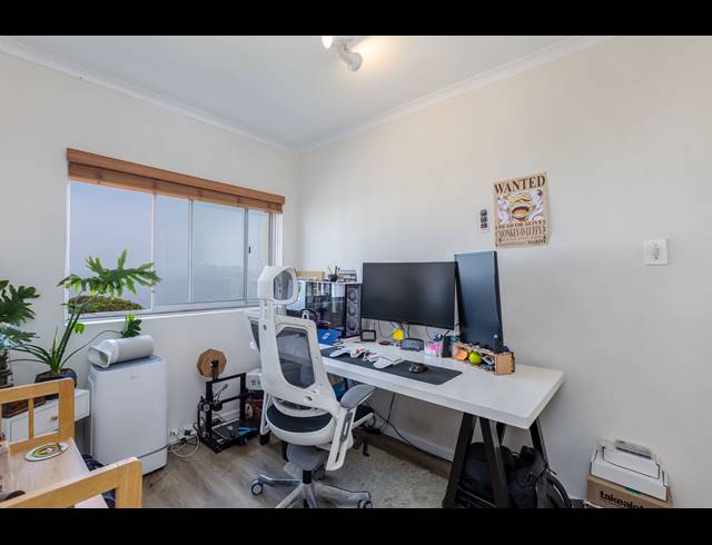 2 BEDROOM APARTMENT TO LET IN CAMPS BAY